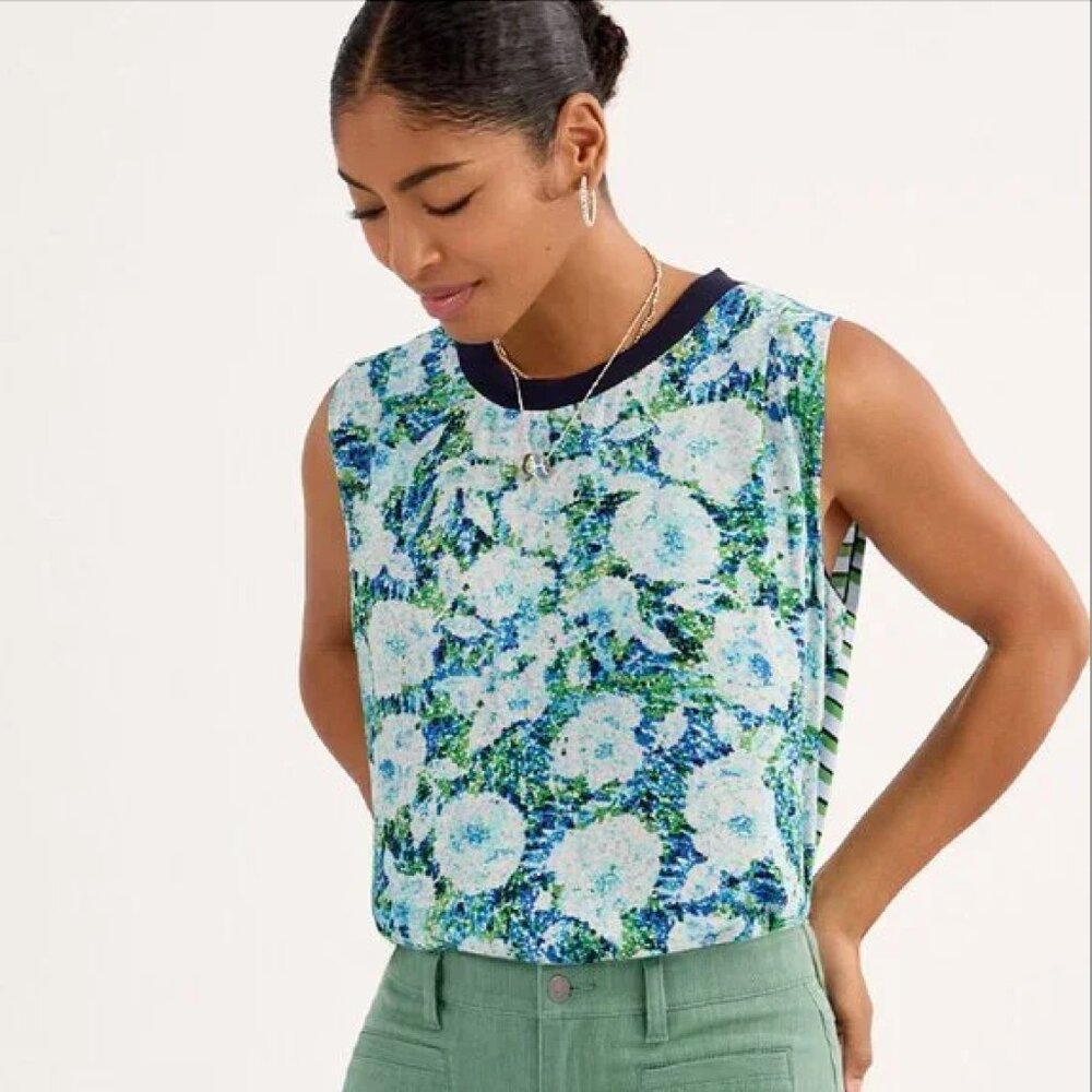 NWT cabi Med Printed Complete Top